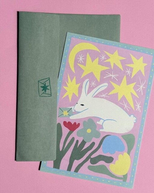 Booklets, Catalogues & Magazines